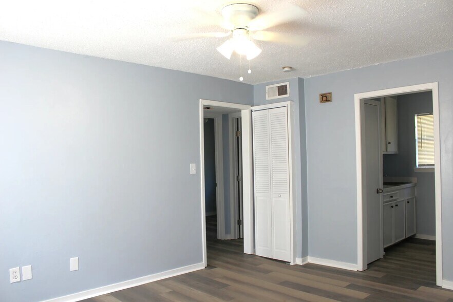 More Photos Of 1225 Bailey Ave, Jackson Apartments For Sale