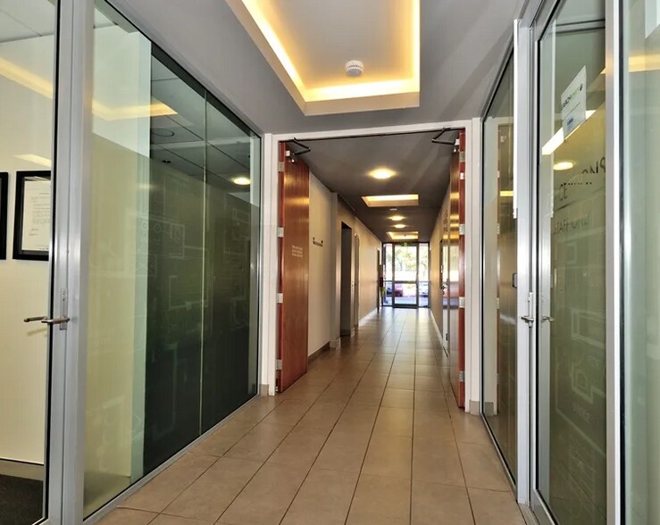 More Photos Of 226 Balcatta Rd, Balcatta Office For Sale