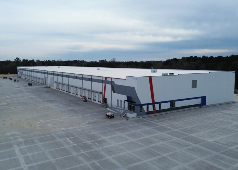 More Photos Of 115 Parkway Dr, Rincon Unknown For Lease