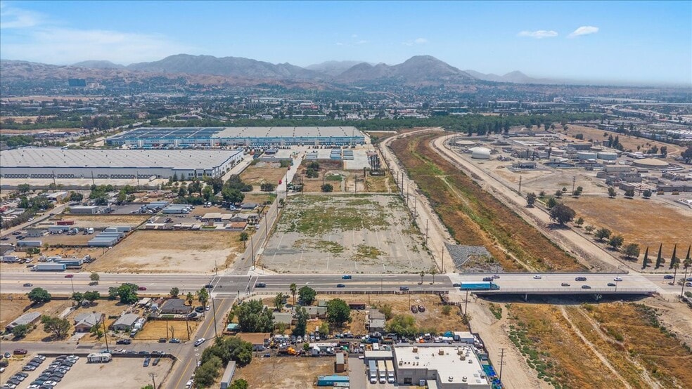 More Photos Of 1144 S Washington Ave, San Bernardino Land For Sale