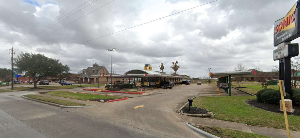 More Photos Of 11110 Scarsdale Blvd, Houston Fast Food For Lease