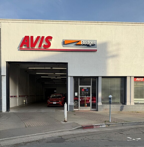 More Photos Of 2424-2428 Webster St, Oakland Freestanding For Lease