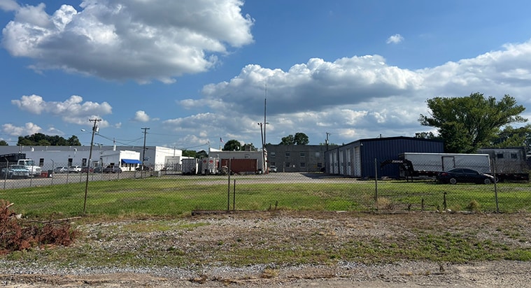 More Photos Of 6909 School Ave, Richmond Service For Lease