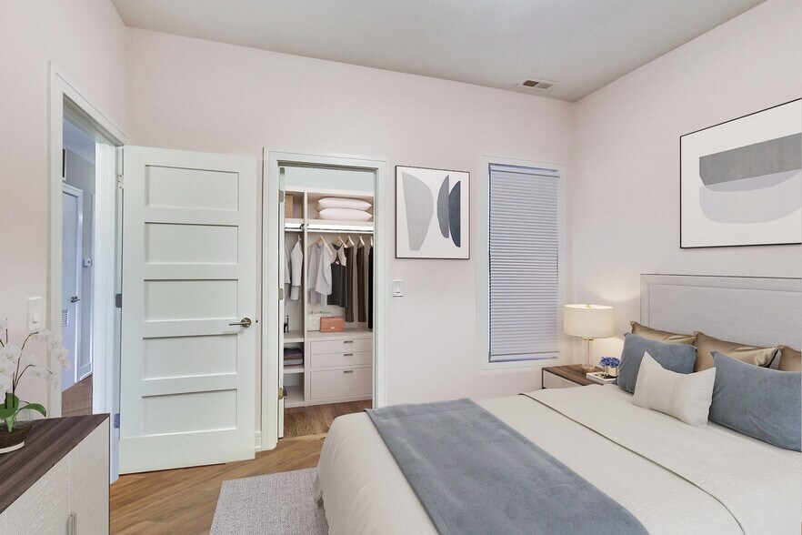 More Photos Of 2636 N Lincoln Ave, Chicago Apartments For Sale