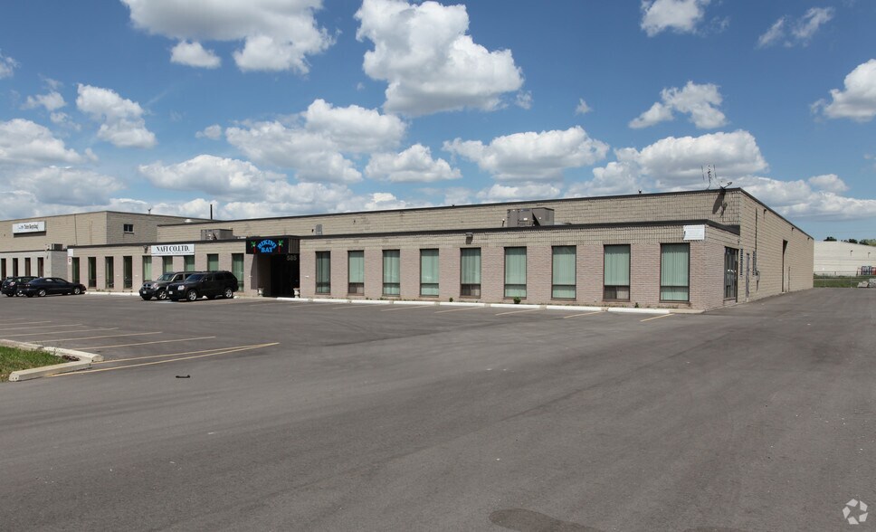 Primary Photo Of 585 Canarctic Dr, Toronto Warehouse For Lease