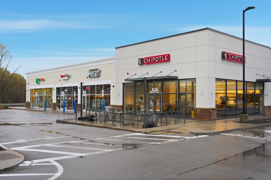 More Photos Of 836 Central Ave, Dover Bank For Lease