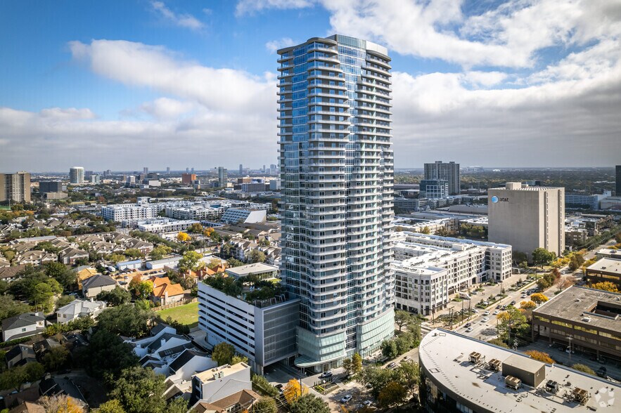 Primary Photo Of 2929 Weslayan St, Houston Apartments For Lease