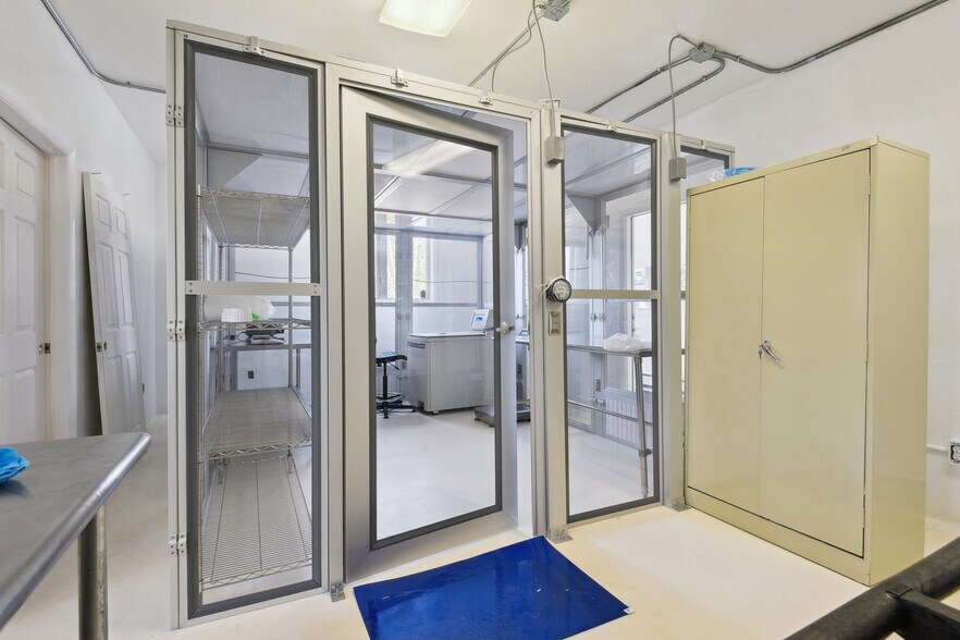 More Photos Of 19336 Goddard Ranch Ct, Morrison Light Manufacturing For Sale