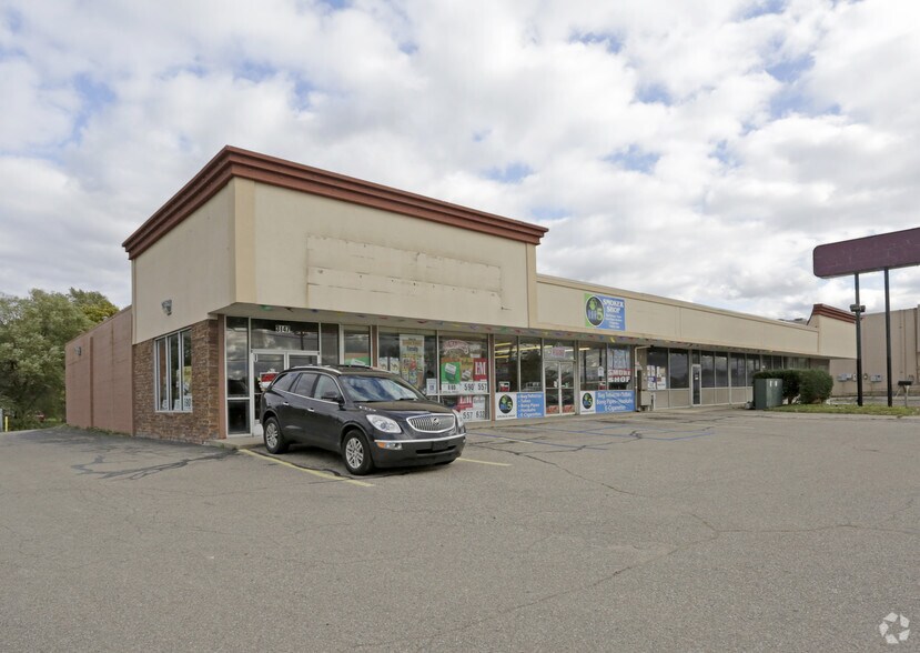 Primary Photo Of 3147 S Dort Hwy, Burton Freestanding For Lease