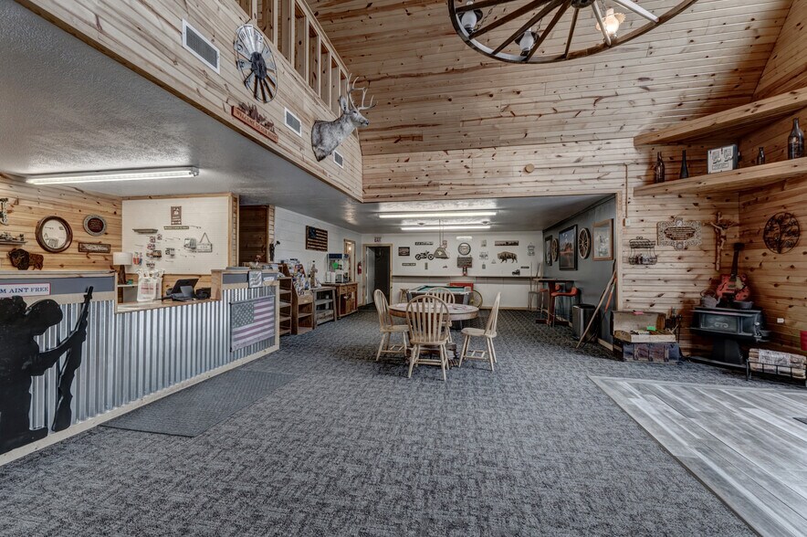 More Photos Of 1116 N 5th St, Custer Trailer Camper Park For Sale