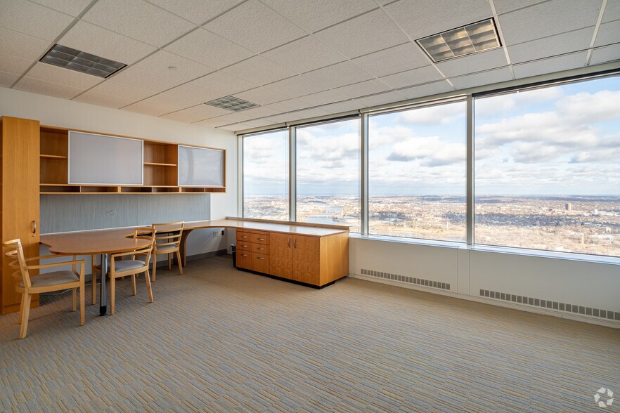 Photo of 46th Floor Ste 4600