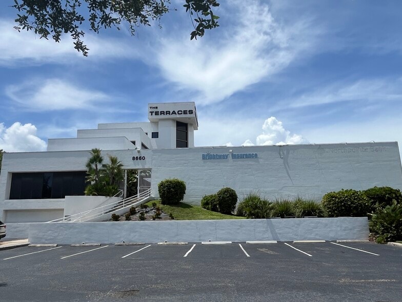More Photos Of 8660 College Pky, Fort Myers Medical For Lease