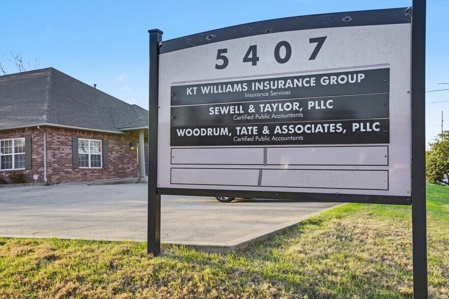 More Photos Of 5407 S Lewis Ave, Tulsa Office For Lease