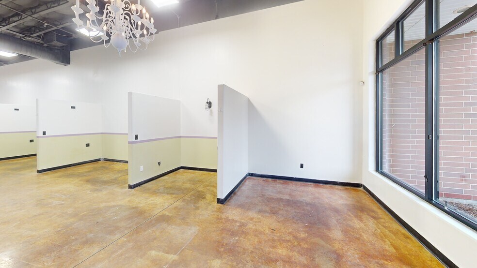 More Photos Of 1864 W 12600 S, Riverton Storefront Retail Office For Lease