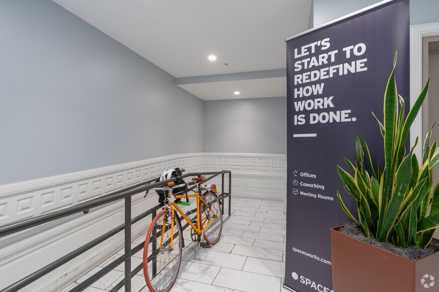 More Photos Of 100 S Juniper St, Philadelphia Coworking Space