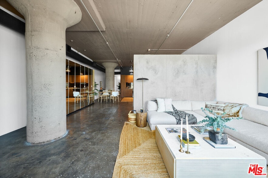 More Photos Of 1855 Industrial St, Los Angeles Apartments For Sale