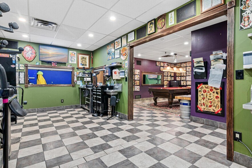 More Photos Of 5611 Chicago Ave, Minneapolis Storefront For Sale
