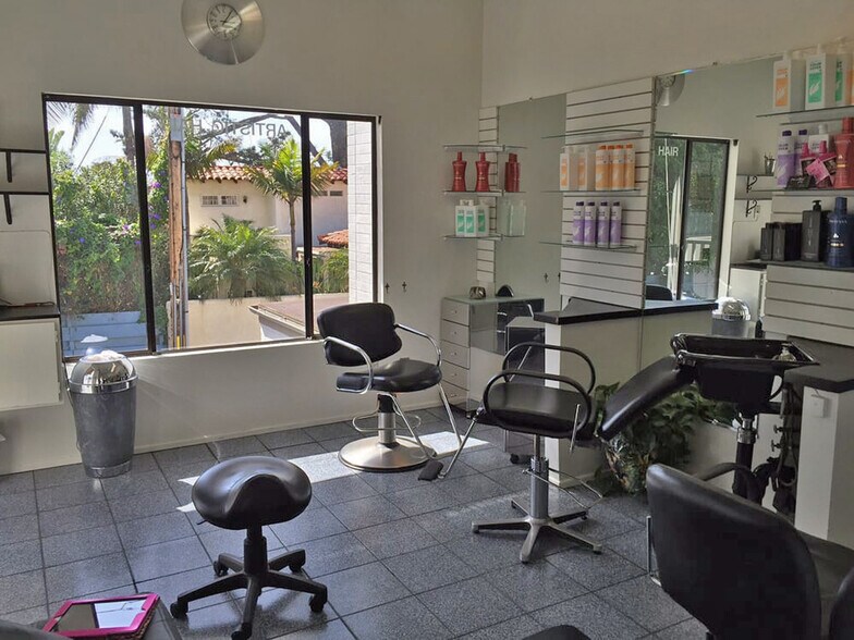 More Photos Of 1226-1230 Camino del Mar, Del Mar Storefront Retail Residential For Lease