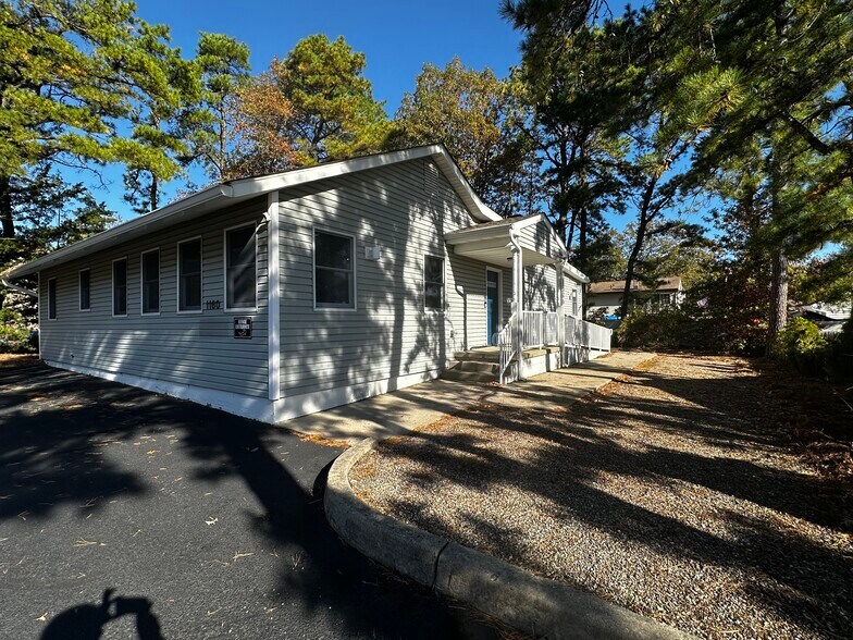 More Photos Of 1160 Beacon Ave, Manahawkin Medical For Lease