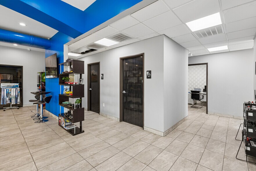 More Photos Of 4001 S Buckner Blvd, Dallas Service For Sale