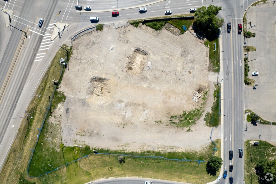 More Photos Of 80A Archie Klaiber Trl, Strathmore Storefront For Sale