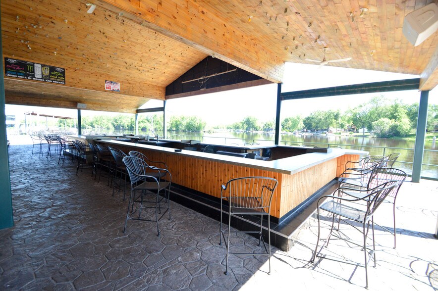 More Photos Of 204 Wolf River Dr, Fremont Marina For Sale