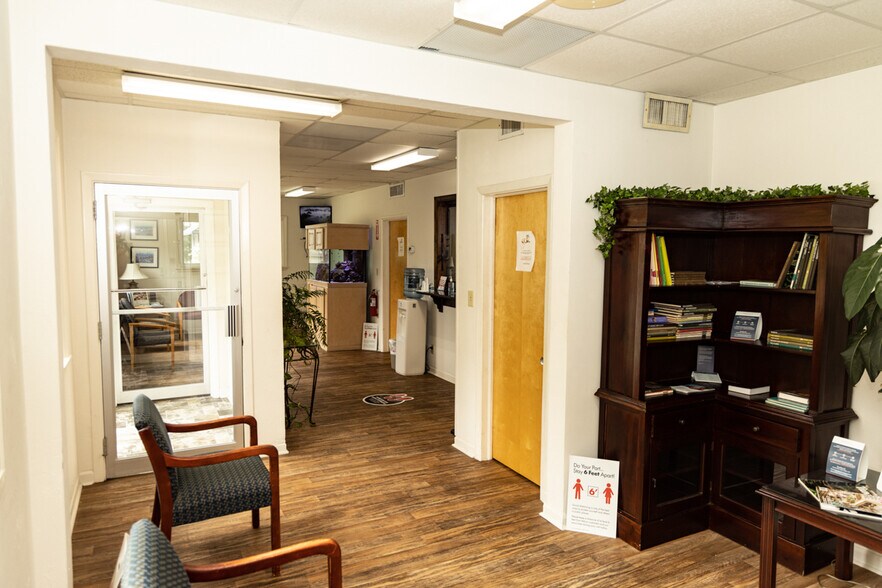 More Photos Of 1705 S Adams St, Tallahassee Medical For Sale