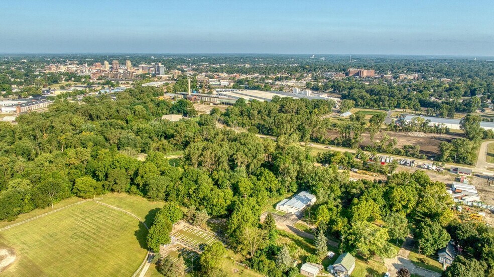 More Photos Of 1300 Mitchell St, Jackson Industrial For Sale