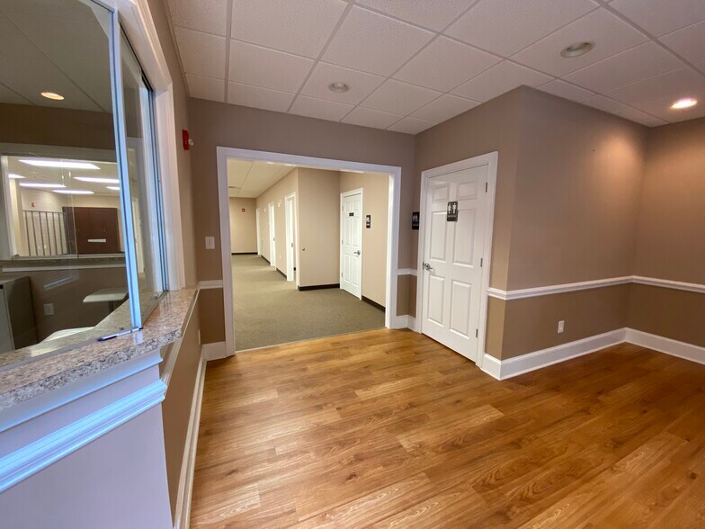 More Photos Of 1500 Oglethorpe Ave, Athens Medical For Lease