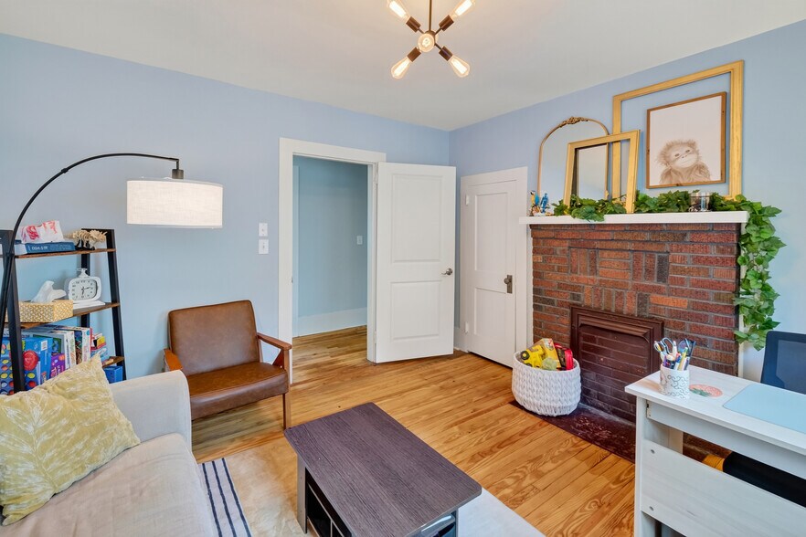 More Photos Of 402 W Main St, Williamston Medical For Sale