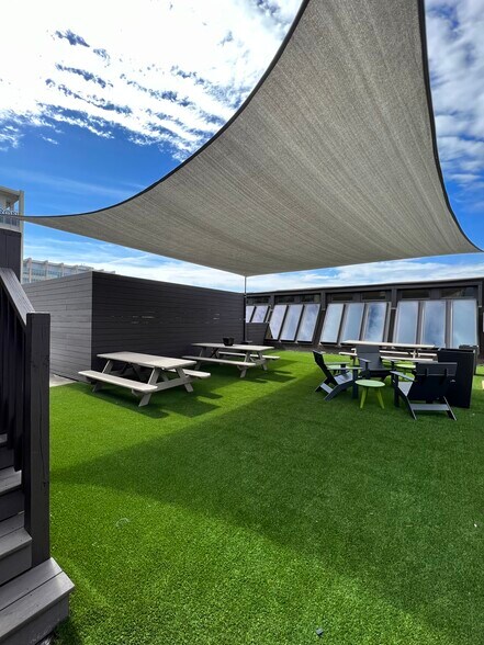 More Photos Of 328 S Jefferson St, Chicago Office For Lease