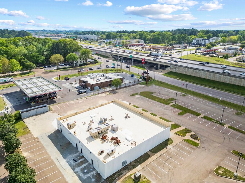 More Photos Of 6020 I 55 N, Jackson Restaurant For Lease