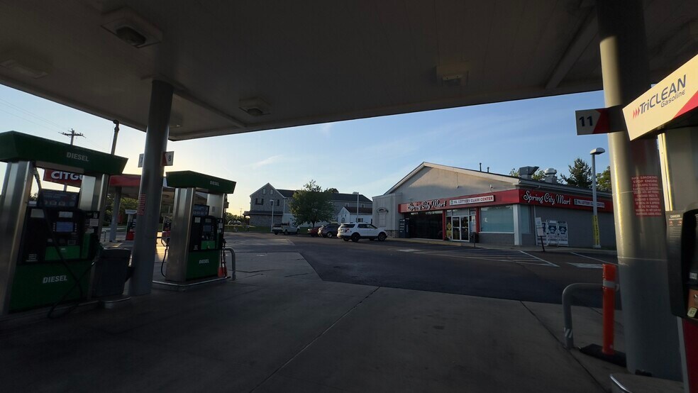 More Photos Of 3395 Schuylkill Rd, Spring City Service Station For Lease