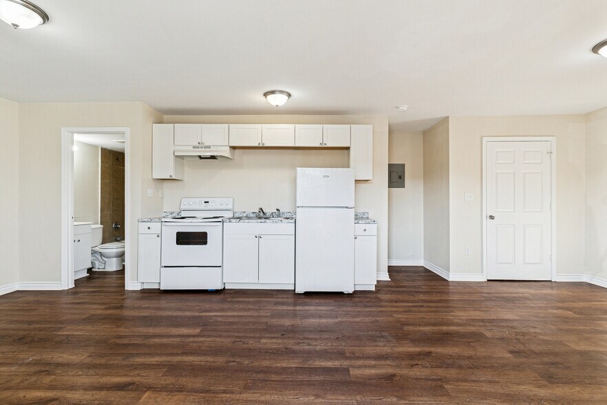 More Photos Of 3300 Garden Oaks Dr, New Orleans Apartments For Sale
