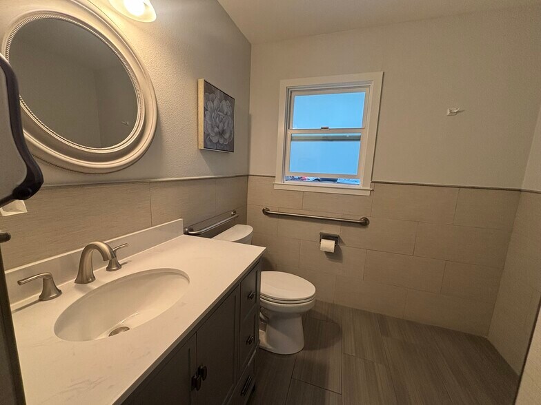 More Photos Of 1130-1132 McKendrie St, San Jose Medical For Lease