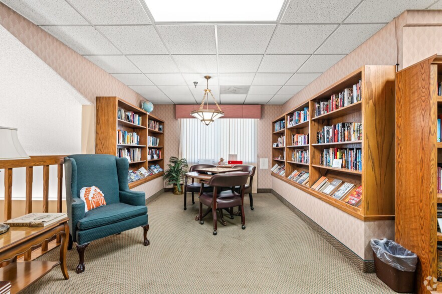 More Photos Of 301 Hartnell Ave, Redding Apartments For Sale