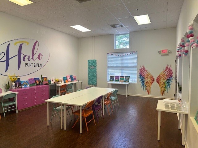 More Photos Of 10 The Boulevard, Newnan Loft Creative Space For Lease