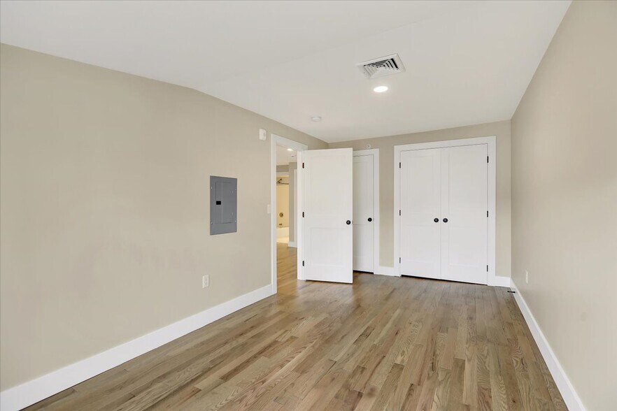 More Photos Of 241 S 5th St, Reading Apartments For Sale