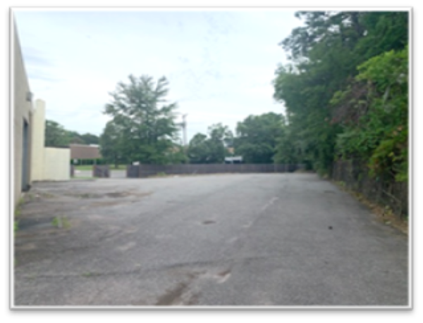 More Photos Of 245 Middle Island Rd, Medford Warehouse For Lease