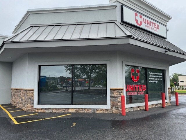 More Photos Of 52 E Rt-59, Nanuet Freestanding For Lease