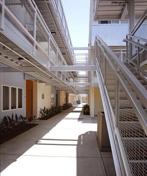 More Photos Of 12360 Osborne St, Pacoima Apartments For Sale