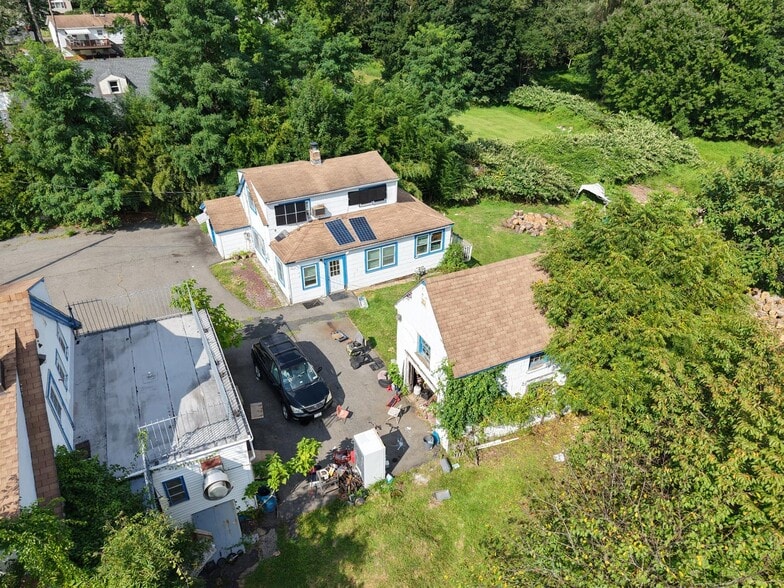More Photos Of 184 S Pascack Rd, Nanuet Healthcare For Sale