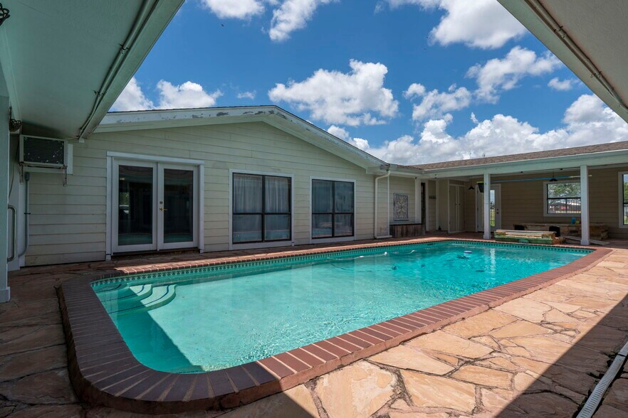More Photos Of 3345 E Austin St, Giddings Land For Sale