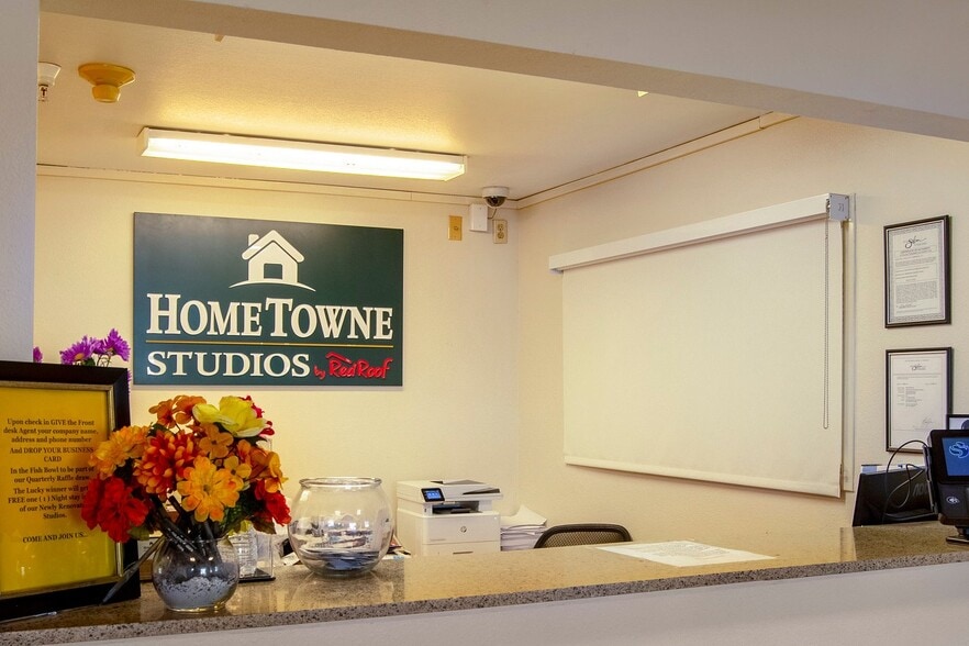 More Photos Of 3535 Fisher Rd NE, Salem Hotel For Sale