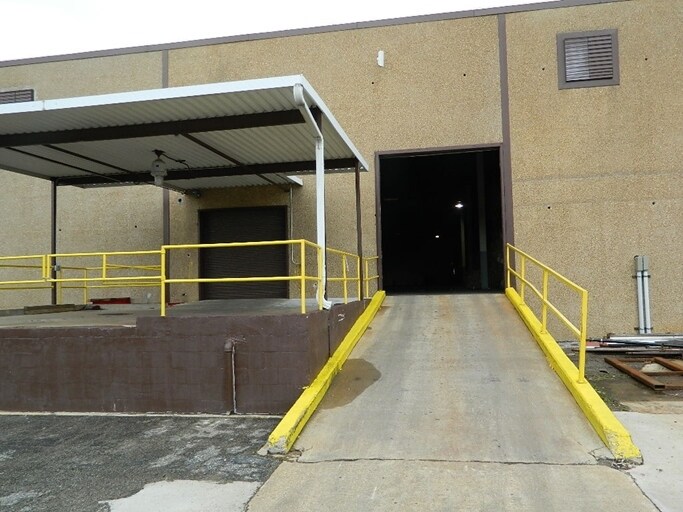 More Photos Of 4242 Bf Goodrich Blvd, Memphis Warehouse For Lease