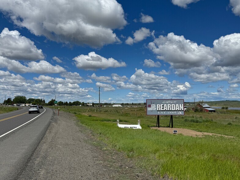 More Photos Of 810 Broadway Avenue, Reardan Land For Sale