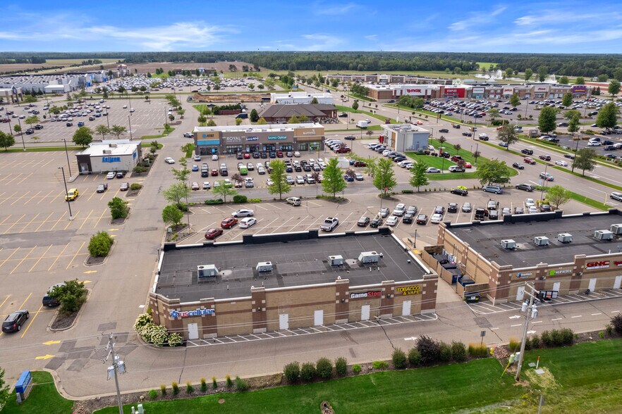 More Photos Of 250 Crossroads Dr, Plover Unknown For Lease