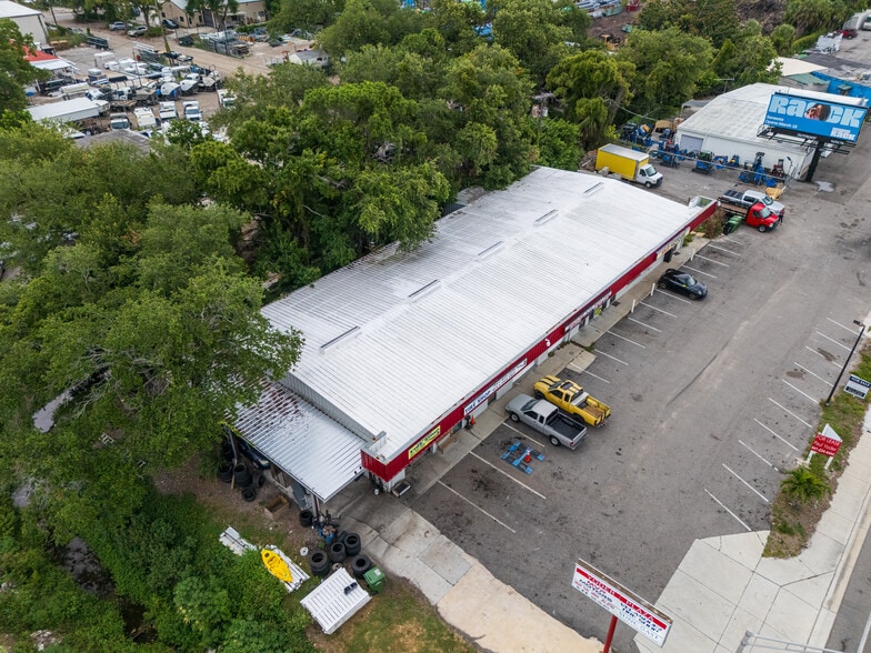 More Photos Of 1900 N Washington Blvd, Sarasota Flex For Sale