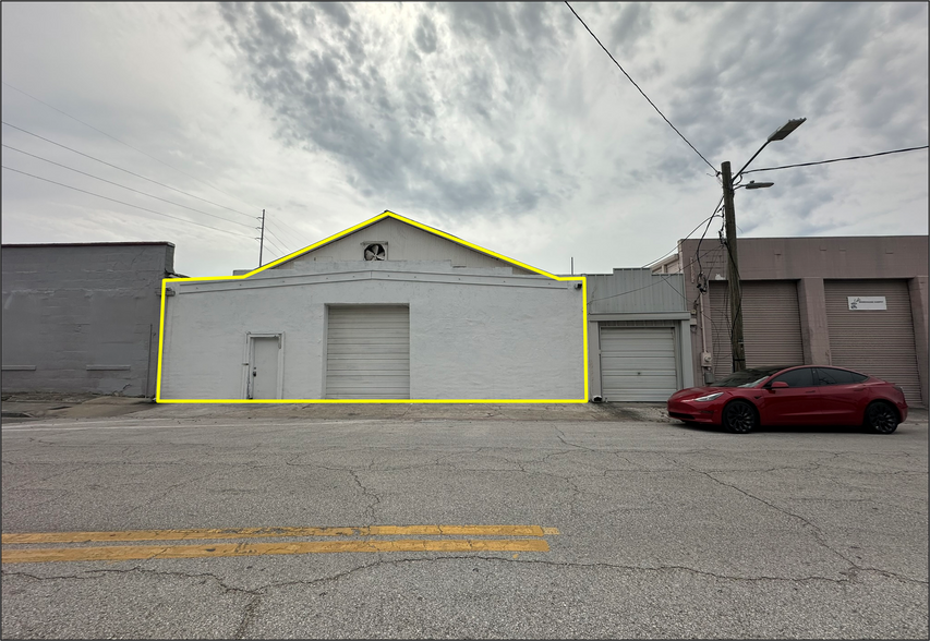 Primary Photo Of 1811 E 2nd Ave, Tampa Warehouse For Lease