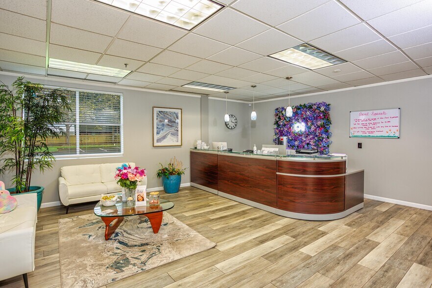 More Photos Of 14300 SE First St, Vancouver Office For Lease